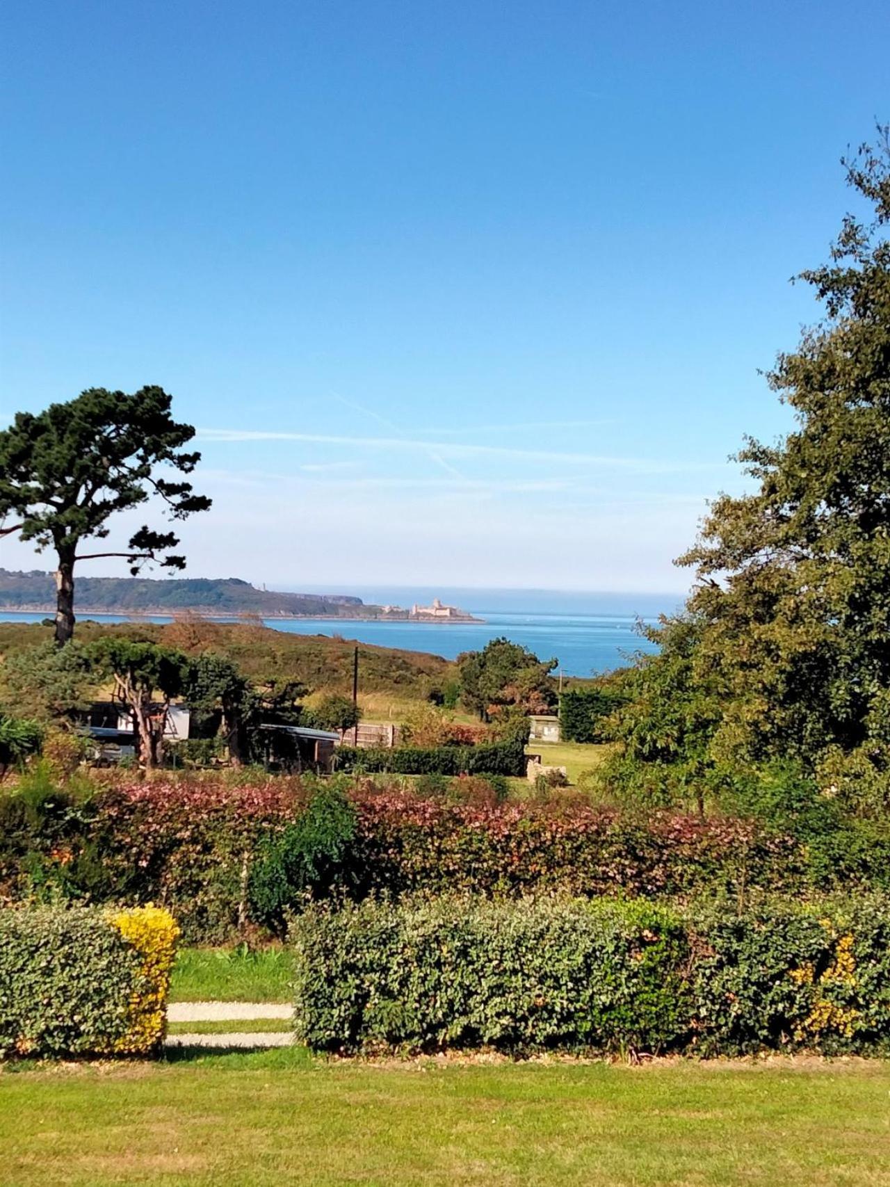 Bienvenue Au Studio L'Escale Bleue Avec Vue Mer Et Sur Le Cap Frehel Сен-Каст-ле-Гільдо Екстер'єр фото